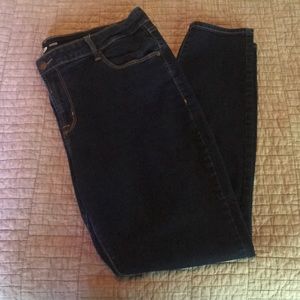 Old Navy Skinny Jean, Stretch, Size 16